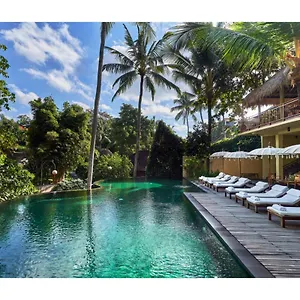 **** Resort Komaneka At Rasa Sayang Indonesia